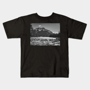 Jasper National Park Mountain Landscape Photo V4 Kids T-Shirt